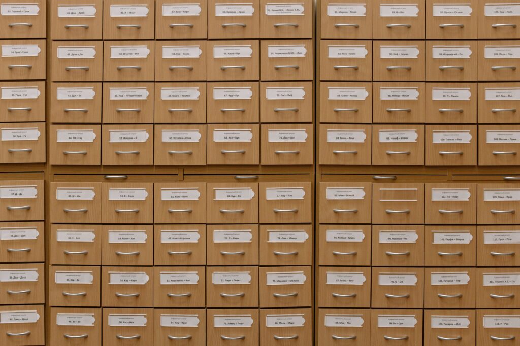 1Fichier vs Mega: ¿Cuál es mejor para almacenar archivos grandes? — Almacenar archivos grandes: ¿1Fichier o Mega? La guía definitiva